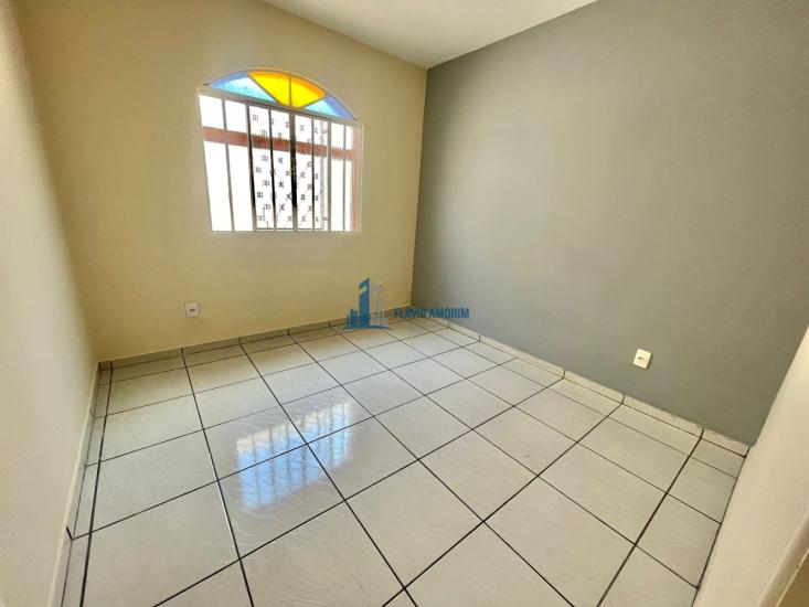 casa-geminada-venda-bairro-serrano-840097